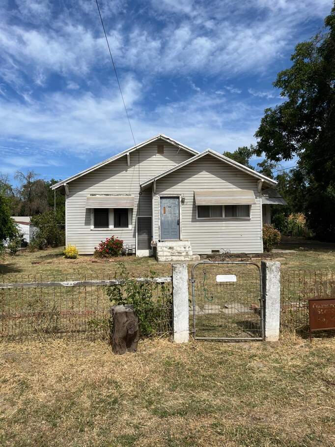 Front at 117 Commercial, Princeton, CA 95970