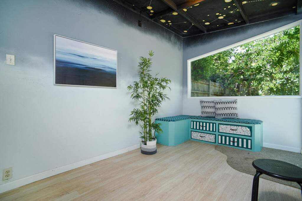 7423 Lincoln Avenue, Carmichael, CA 95608