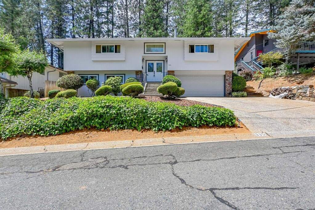 335 Rhode Island Street, Grass Valley, CA 95945