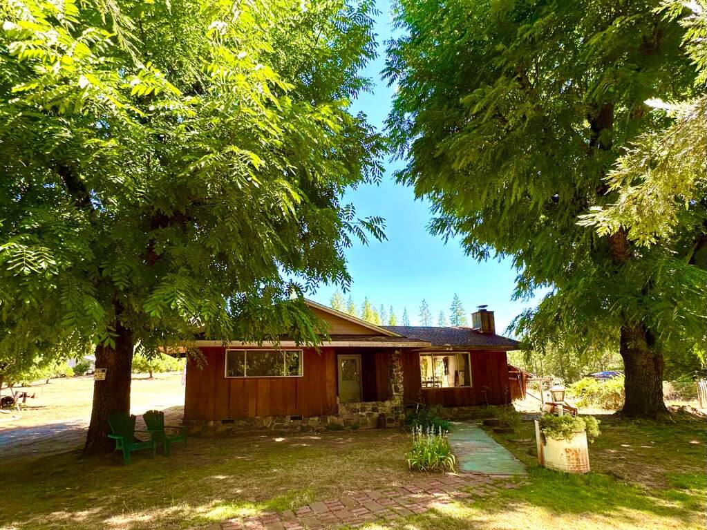 2660 Independence Road, Glencoe, CA 95232