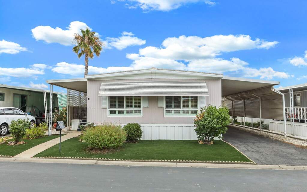 8600 West Lane #68