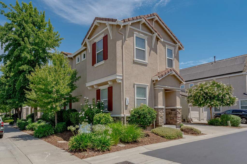3120 Tice Creek Way