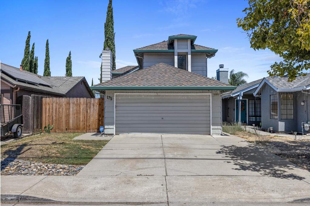 175 W Clover Road, Tracy, CA 95376 | MLS# 225099939 | Christie's ...