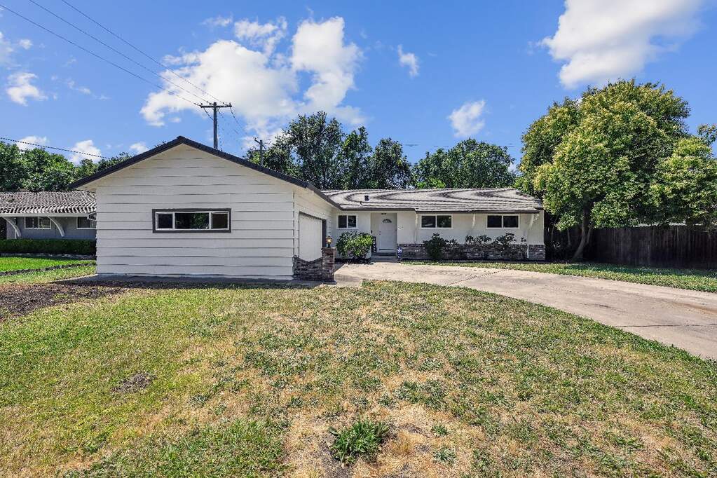 6608 Heatherwood Way, Sacramento, CA 95831