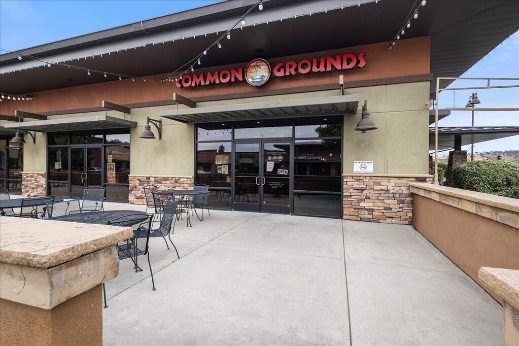 1900 Vista Del Lago Drive #Q, Valley Springs, CA 95252