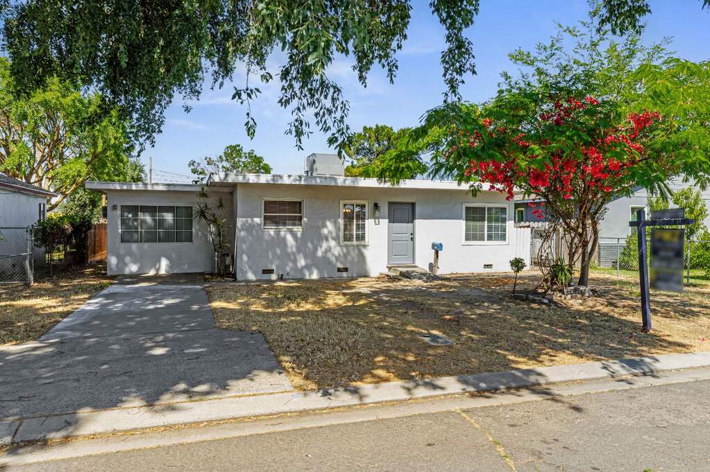 1705 Lois Way, Ceres, CA 95307