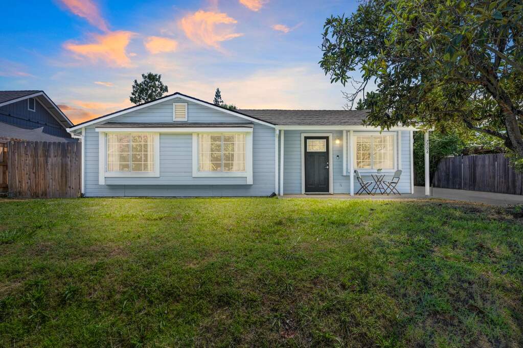 7708 Glenn Avenue, Citrus Heights, CA 95610 | MLS# 225105881 | Christie ...