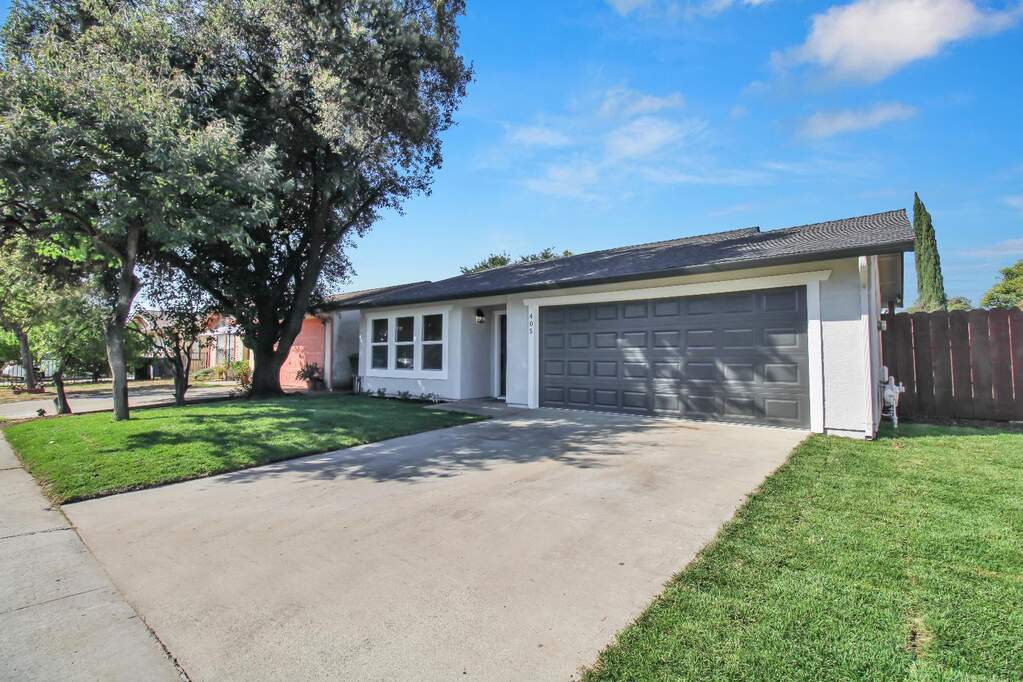 405 Algen Court, Modesto, CA 95358 | MLS# 225119919 | Christie's ...
