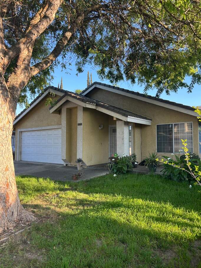624 Park Hurst Way, Modesto, CA 95358 | MLS# 226033701 | Christie's ...