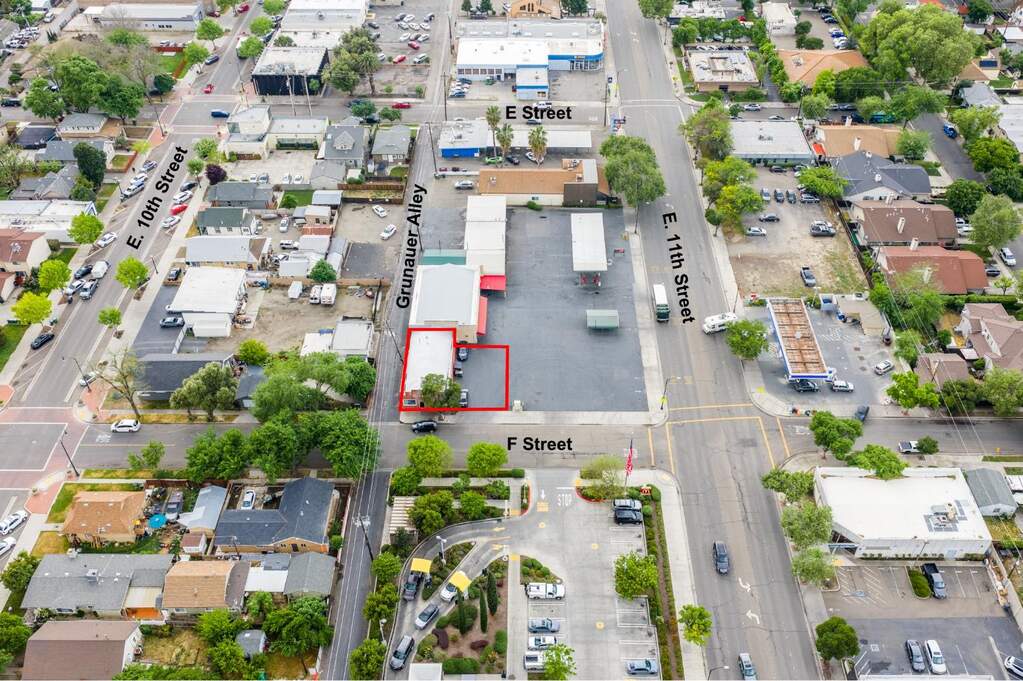 1031 F Street, Tracy, CA 95376 | MLS# 226040168 | Christie's ...