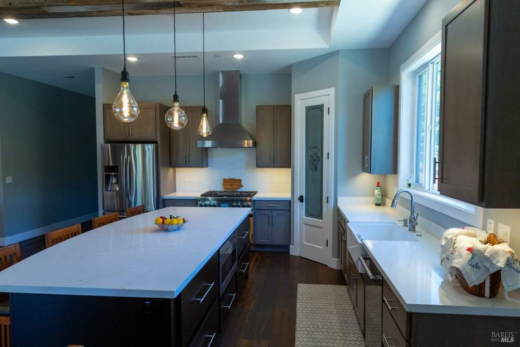 2 Thomas Court Novato CA 94947 MLS# 324029803 Christie #39 s 2 Thomas Court Novato CA 94947 MLS# 324029803 Christie #39 s