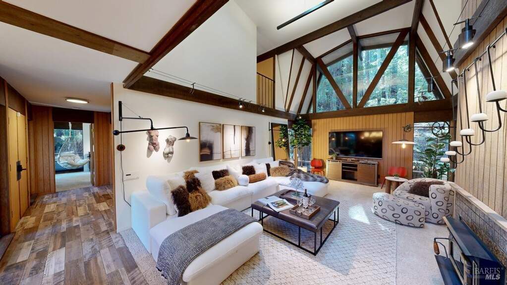 391 San Geronimo Valley Drive, San Geronimo, CA 94963