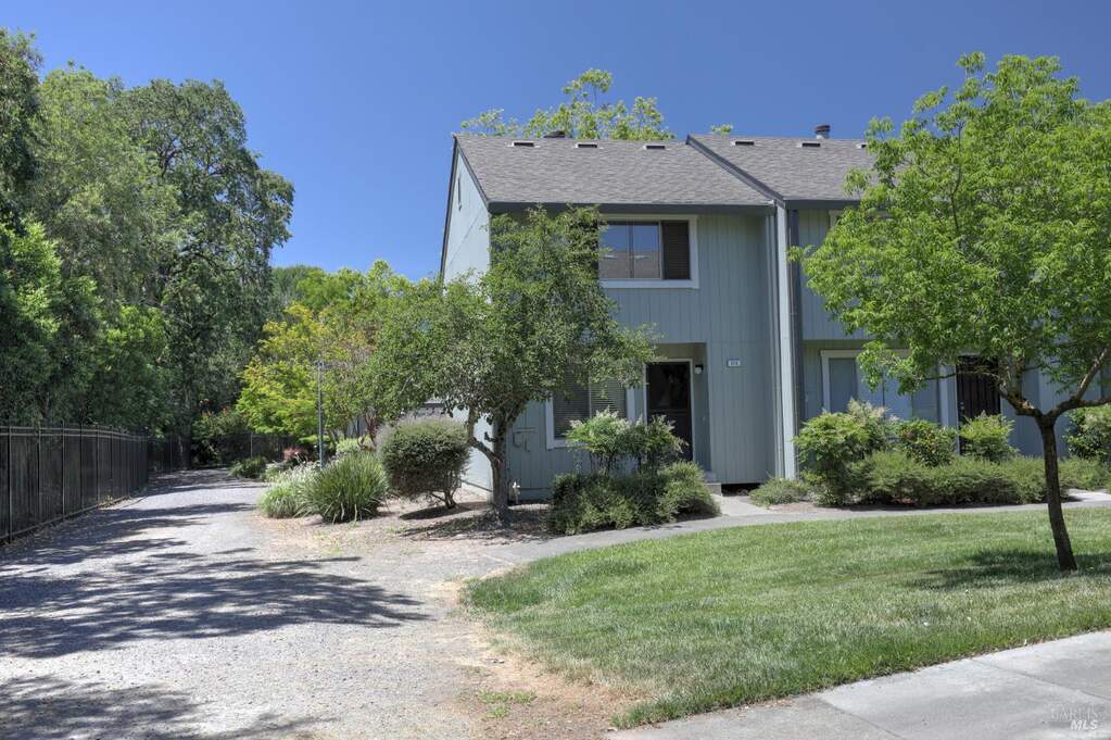 312 Harvest Lane, Santa Rosa, CA 95401