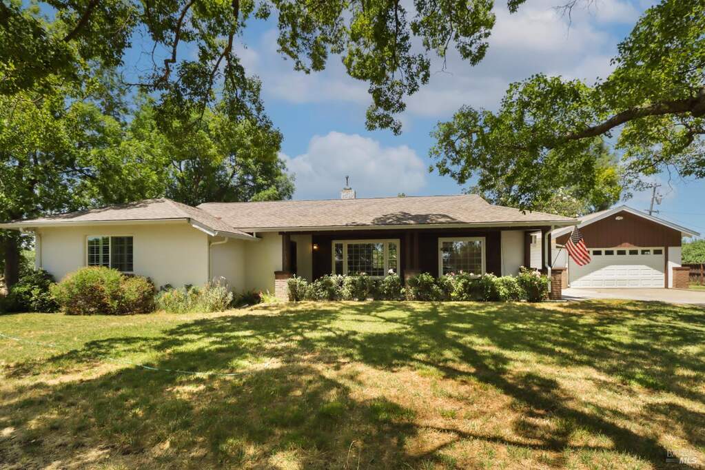 6699 Hess Lane, Dixon, CA 95620