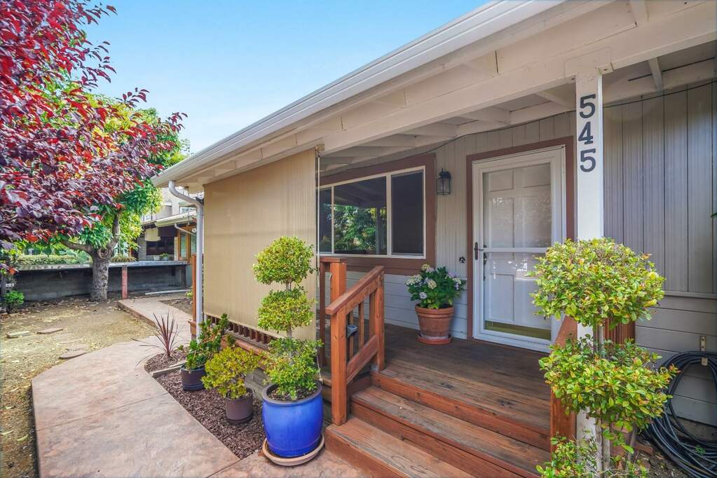 545 Georgia Avenue, Palo Alto, CA 94306