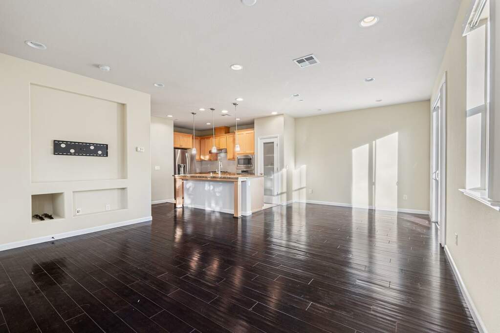528 Crown Point Terrace, Sunnyvale, CA 94087