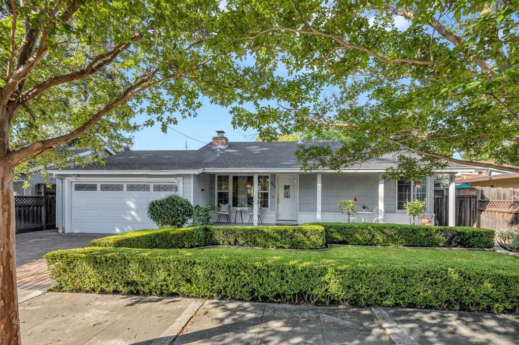 1120 Oliver Street