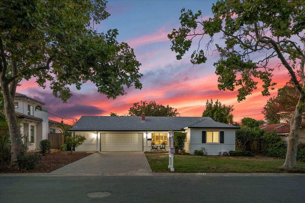 20669 Sunrise Drive, Cupertino, CA 95014