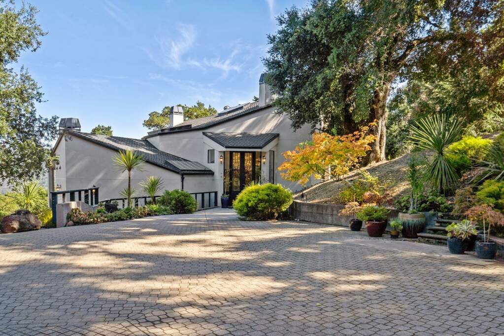 5933 Alpine Road, Portola Valley, CA 94028