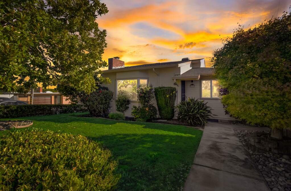 2311 Alameda De Las Pulgas, San Mateo, CA 94403