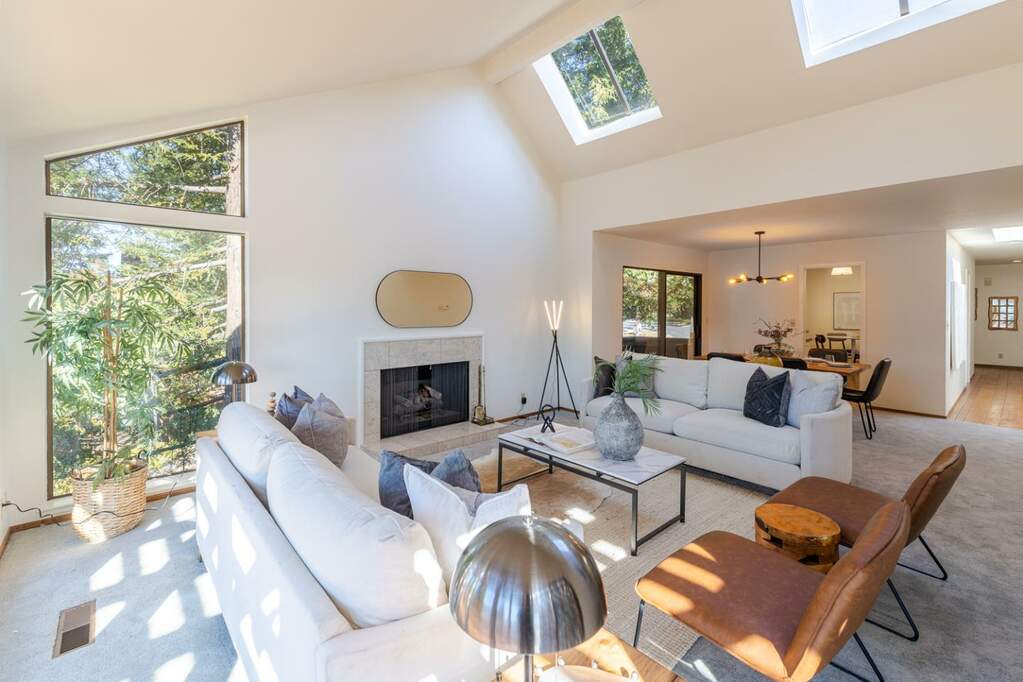 157 Ravenhill Road, Orinda, CA 94563