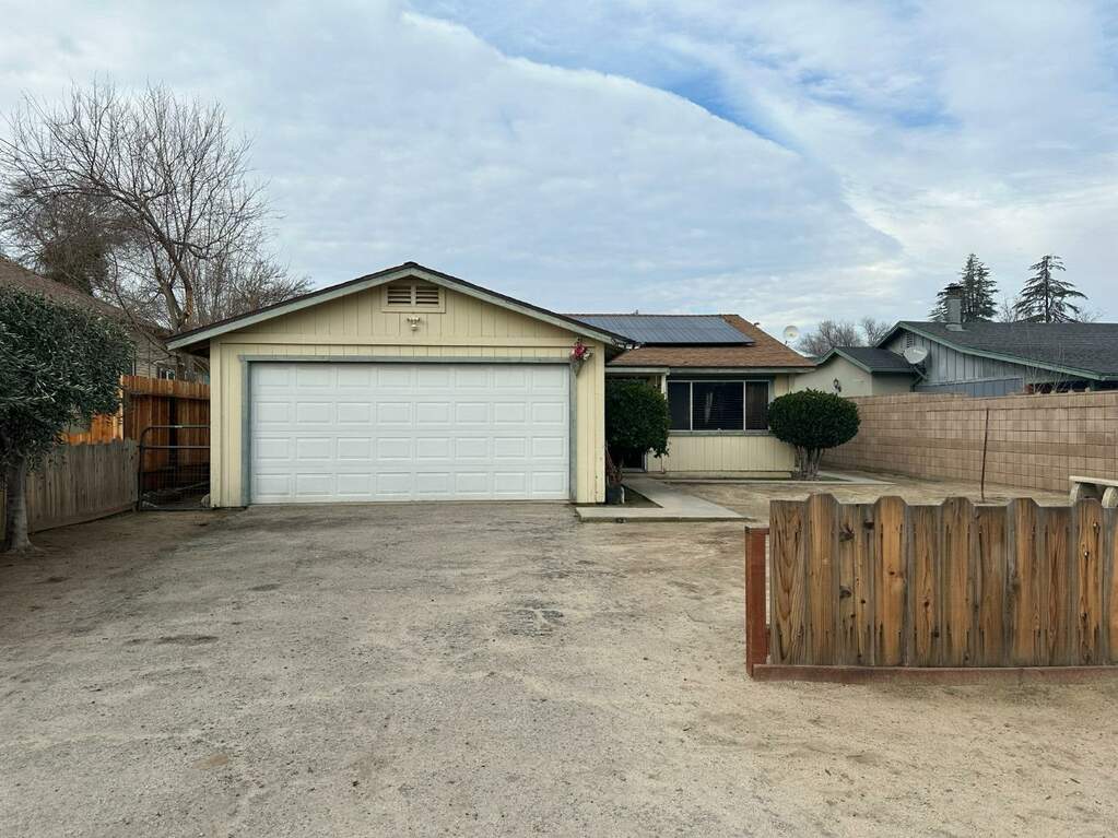155 S 2nd Street, Shandon, CA 93461