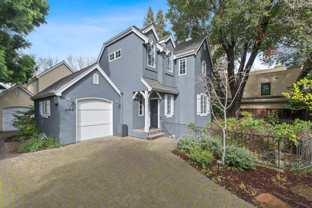 644 Creek Drive, Menlo Park, CA 94025