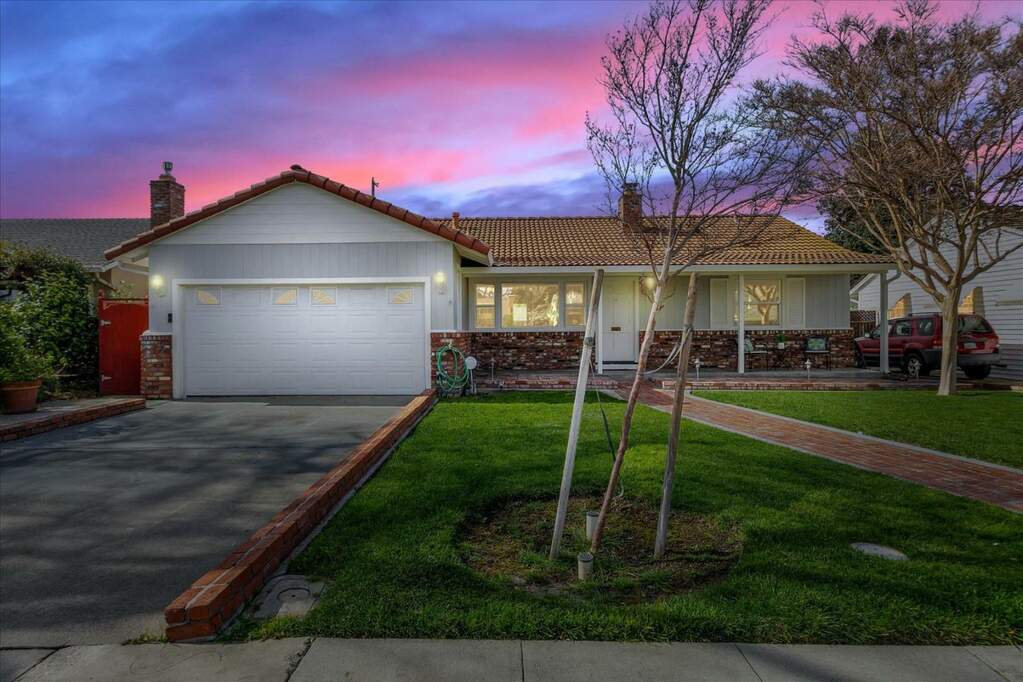 1196 Los Padres Boulevard, Santa Clara, CA 95050