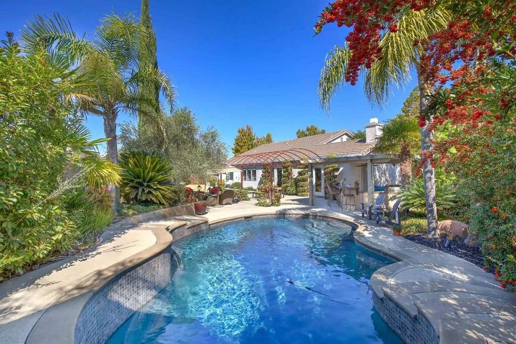 8033 Bauser Avenue, Roseville, CA 95747