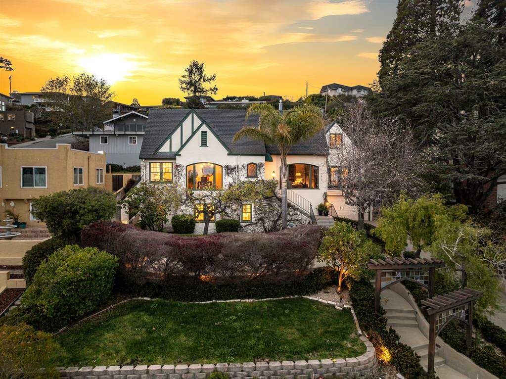 1418 Escalona Drive, Santa Cruz, CA 95060