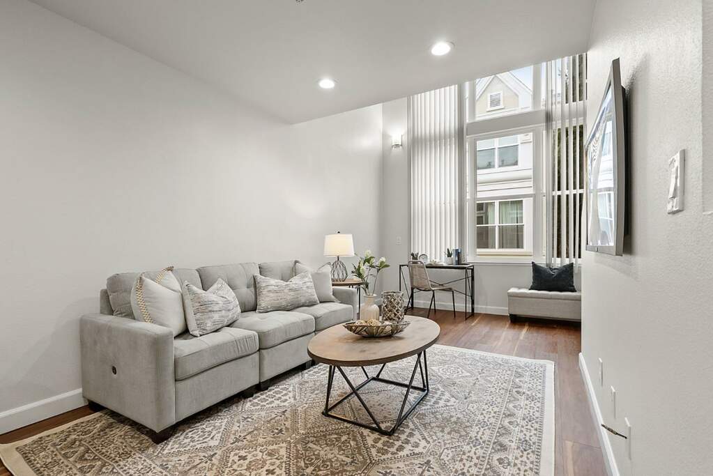 346 Dunsmuir Terrace #5, Sunnyvale, CA 94085