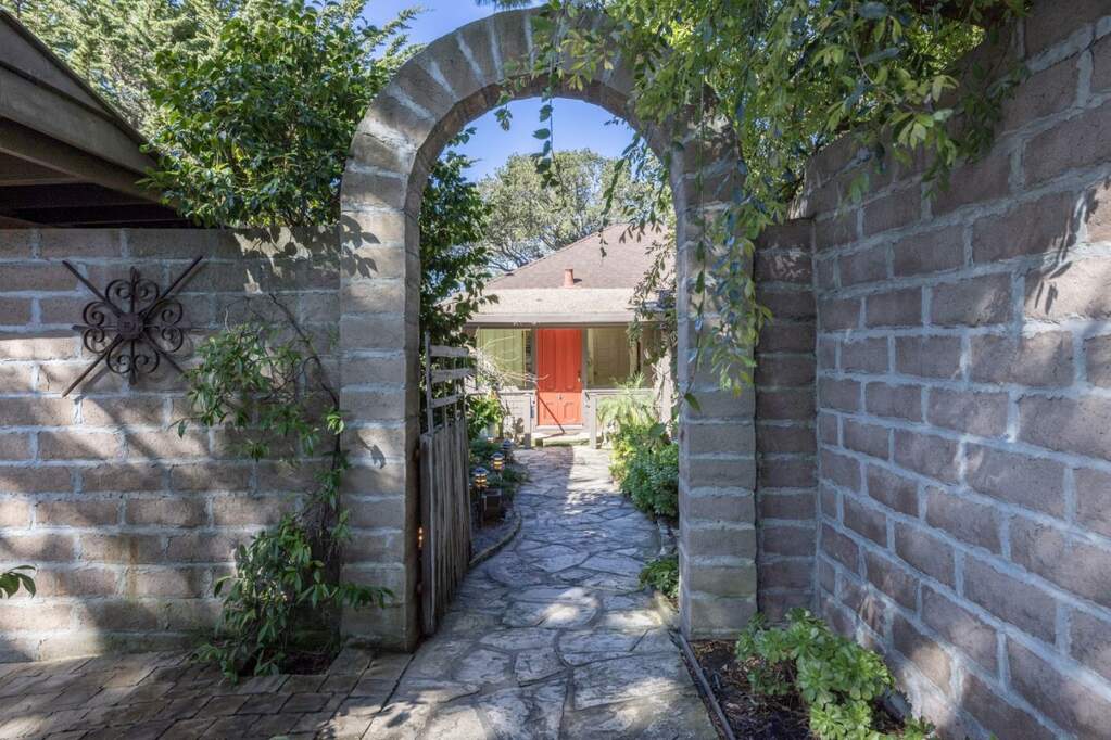 0 Lincoln St 7sw 13th, Carmel, CA 93921