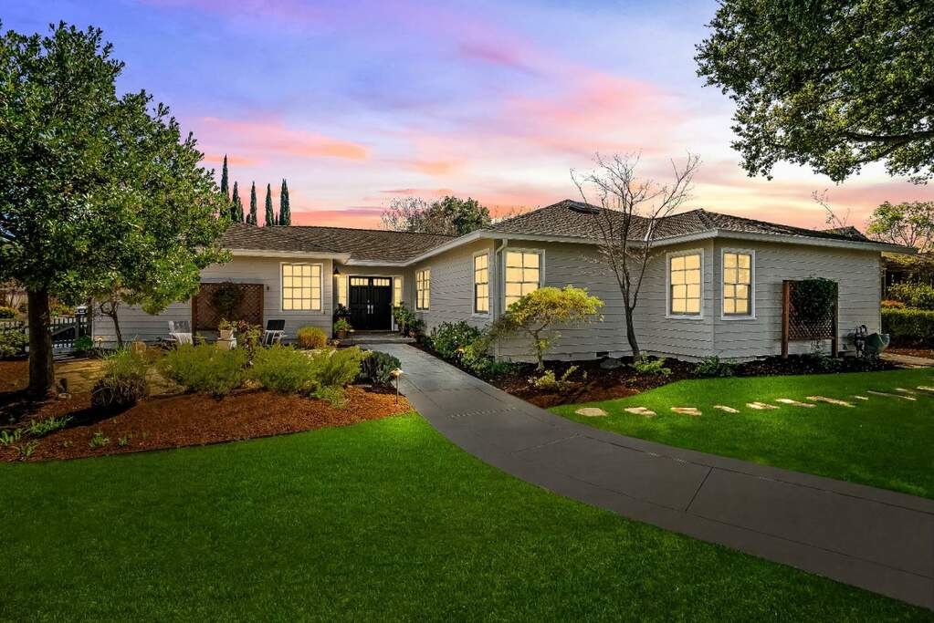 16120 Azalea Way, Los Gatos, CA 95032