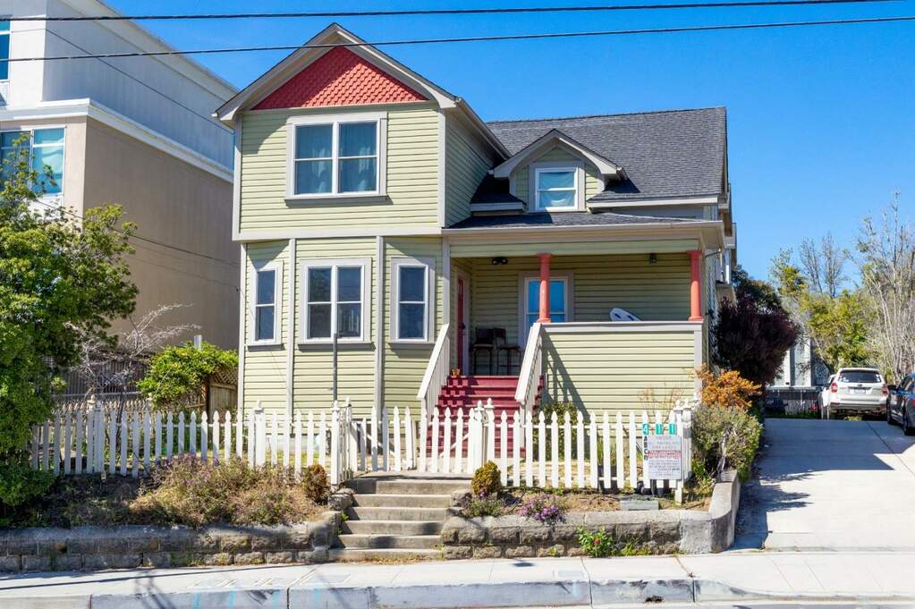 411 Broadway #A, Santa Cruz, CA 95060