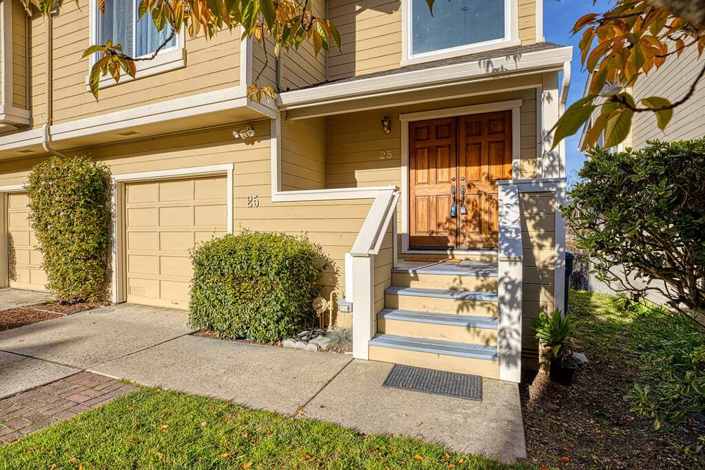 25 Carriage Lane, Scotts Valley, CA 95066