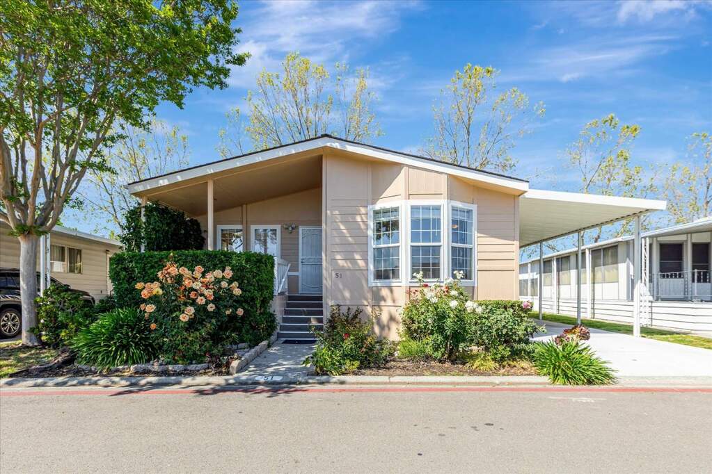 1220 Tasman #51, Sunnyvale, CA 94089