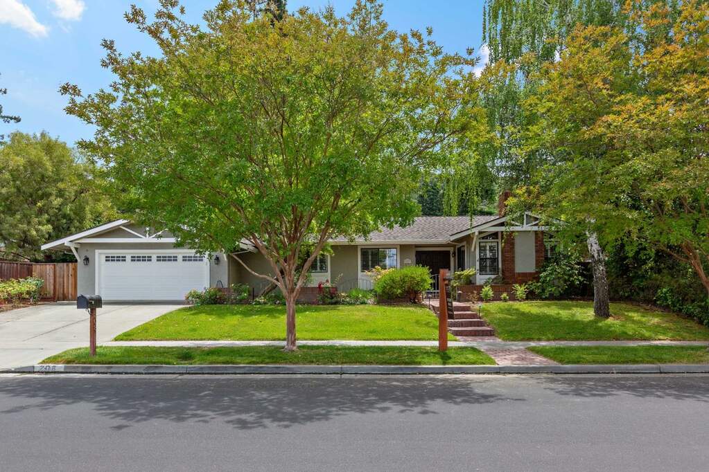 208 Blossom Glen Way, Los Gatos, CA 95032