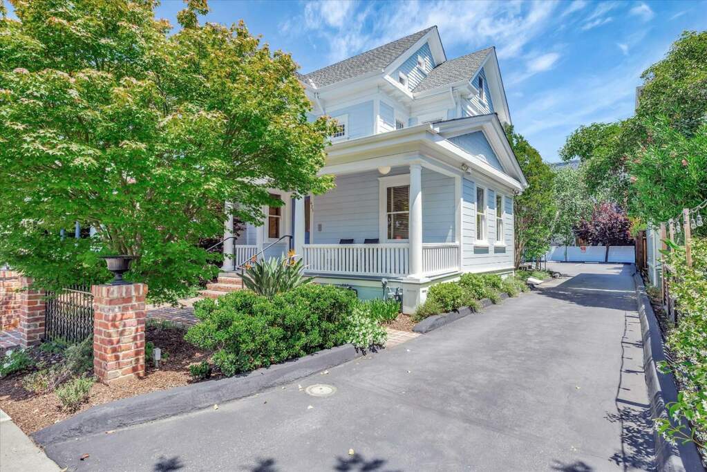 421-423 Kipling Street, Palo Alto, CA 94301