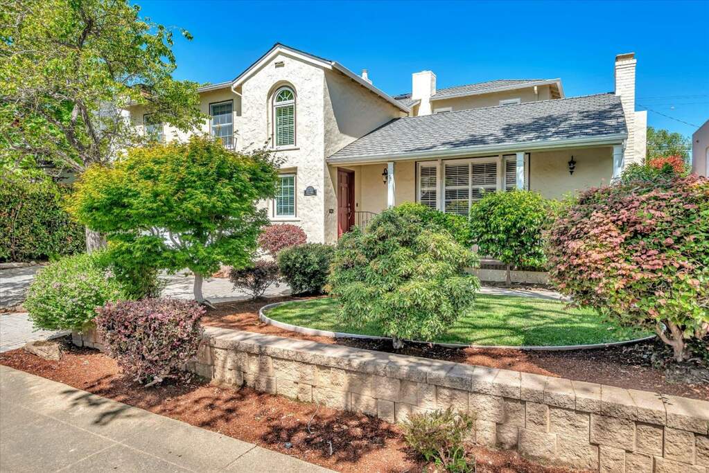 238 Seville Way, San Mateo, CA 94402