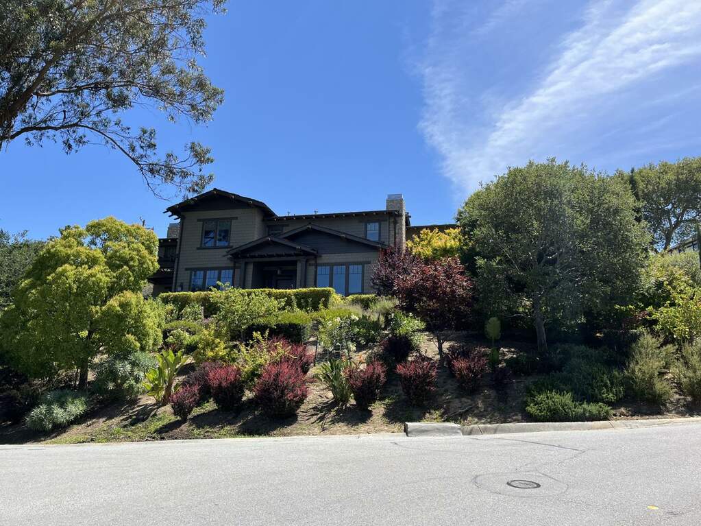 366 Hillsborough Boulevard, Hillsborough, CA 94010
