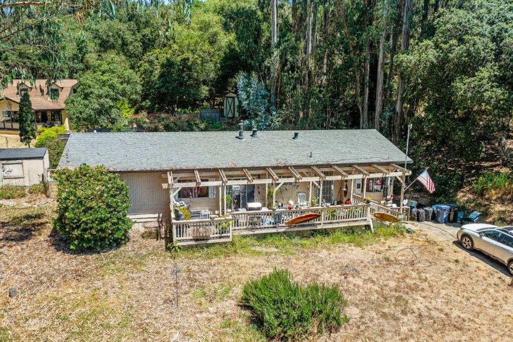 18605 Rea Avenue, Aromas, CA 95004