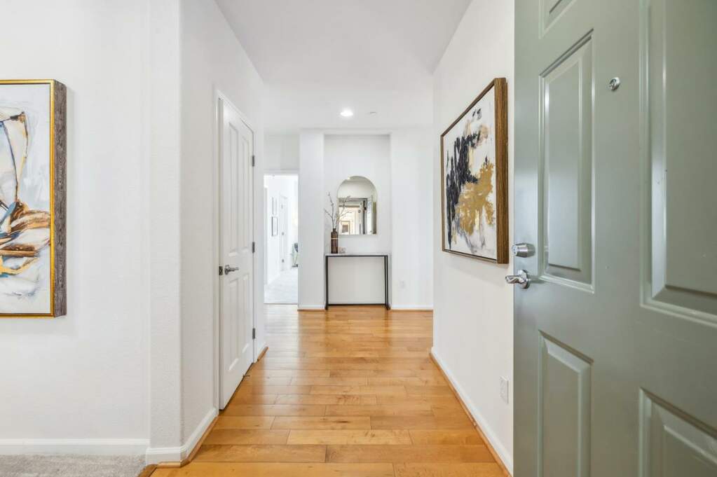 1388 Broadway #209, Millbrae, CA 94030