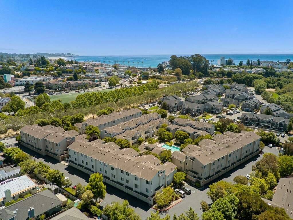 208 Everson Drive, Santa Cruz, CA 95060