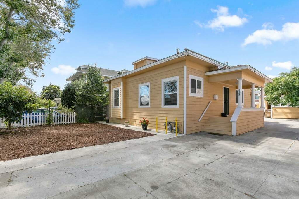 538-540 B Street, Hayward, CA 94541