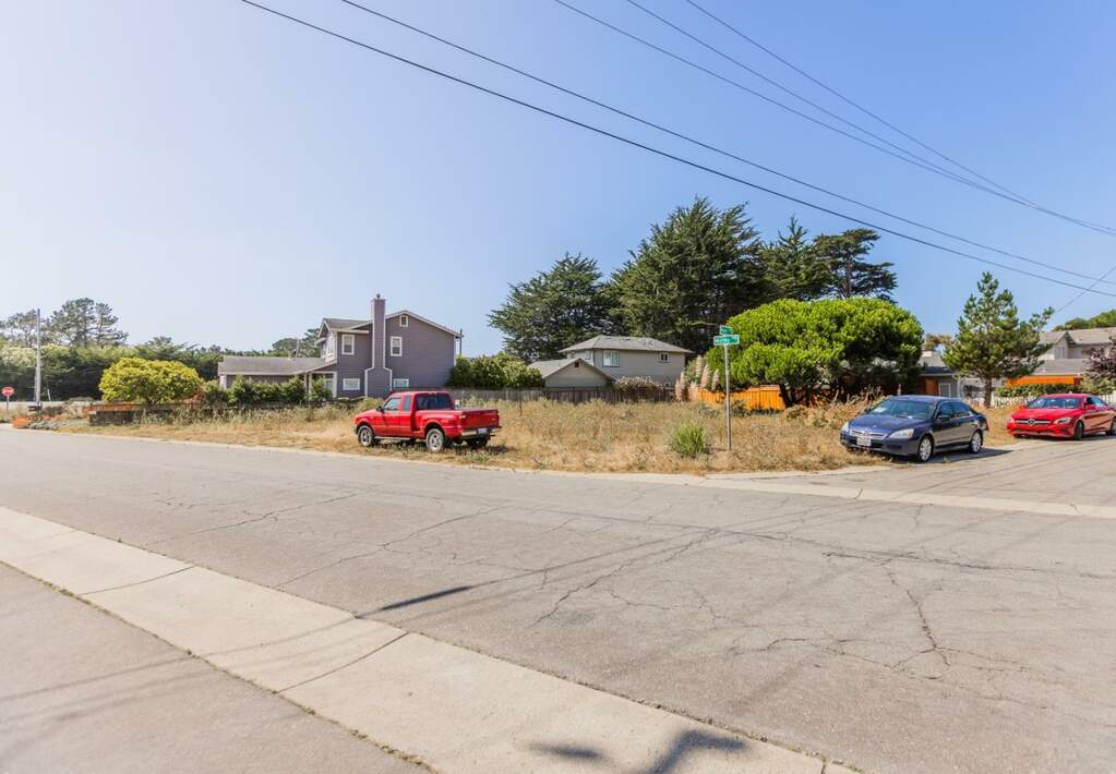0 037-183-110, Moss Beach, CA 94038