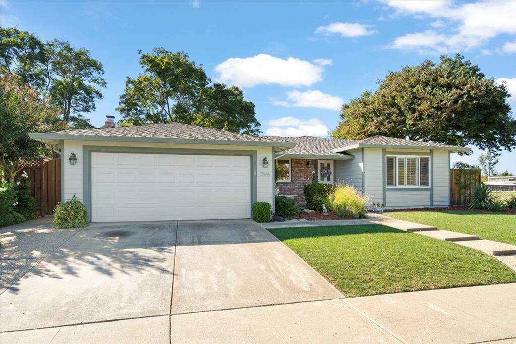 7565 Santa Theresa Drive, Gilroy, CA 95020