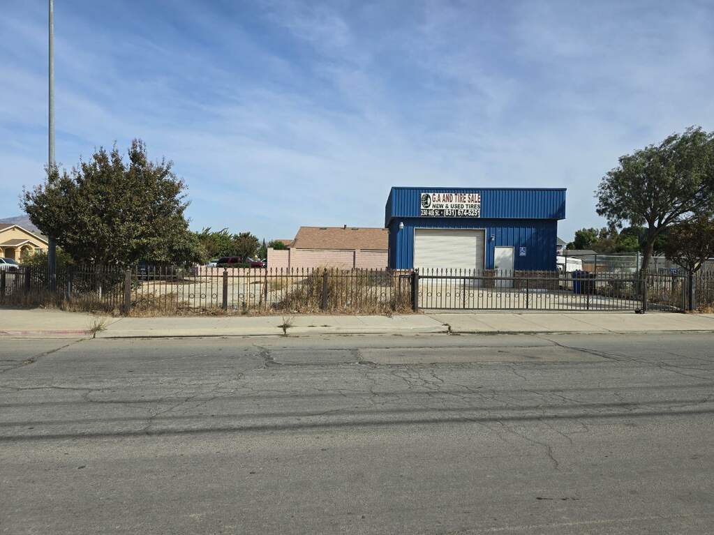 230 4th Street #230, Greenfield, CA 93927