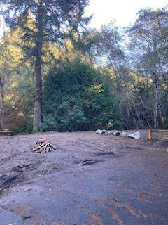 371 Upper Pacific Drive, Whitethorn, CA 95589