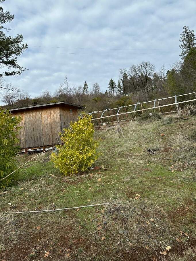 12115 Andy Mountain Rd, Oroville, CA 95965