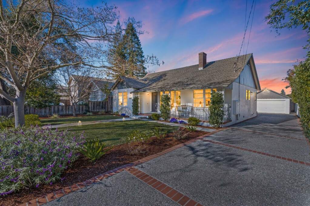 1549 Union Avenue, Redwood City, CA 94061
